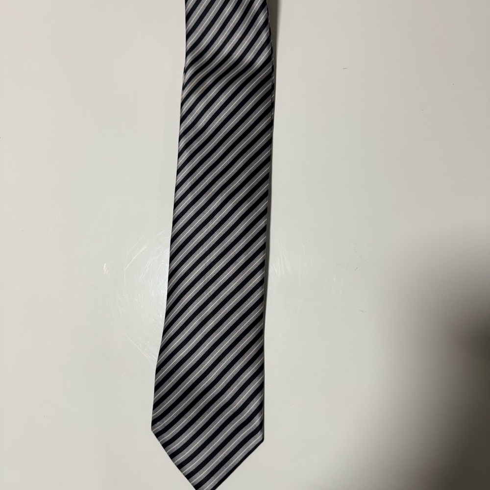 Brioni tie